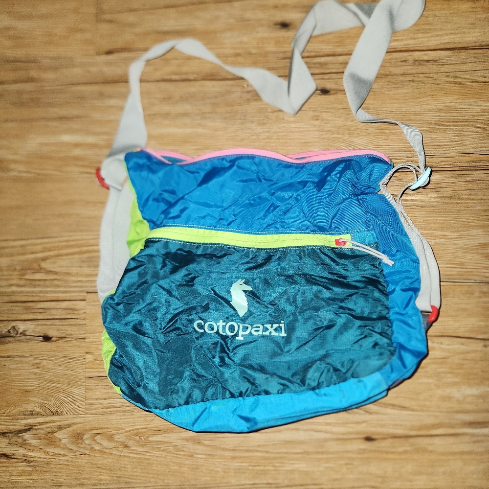 Cotopaxi Convertible Tote - Del Dia